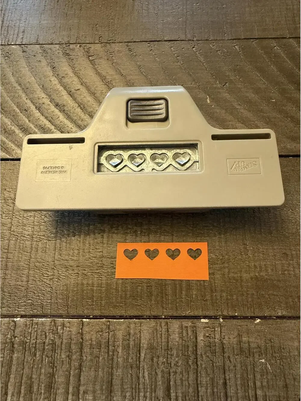 Stampin’ Up Hearts Border Shape Punch